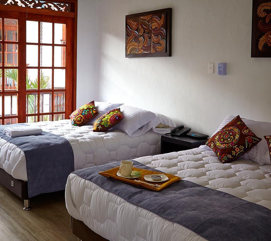 Lombok Hotel&SPA antes Hotel Casablanca Guaduas Quarto foto